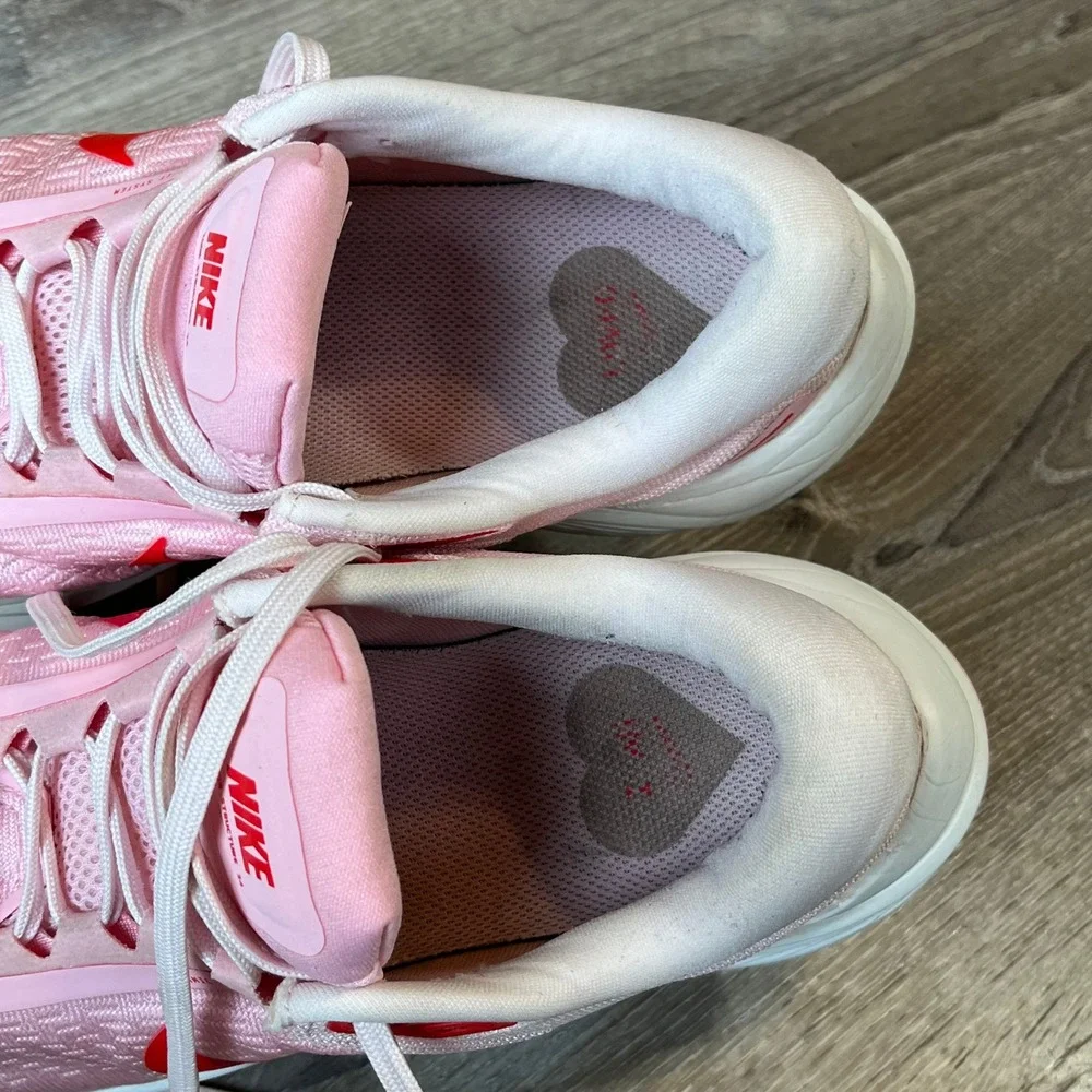 Nike Air Zoom Structure 24 Womens Pink Red Running Shoes DA8570-600 Size 8.5